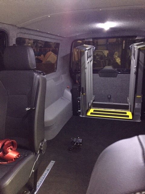 rolstoelbus met lift