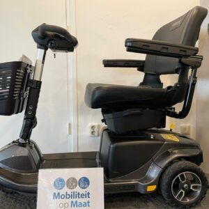 Gebruikte Pride Revo, obese scootmobiel